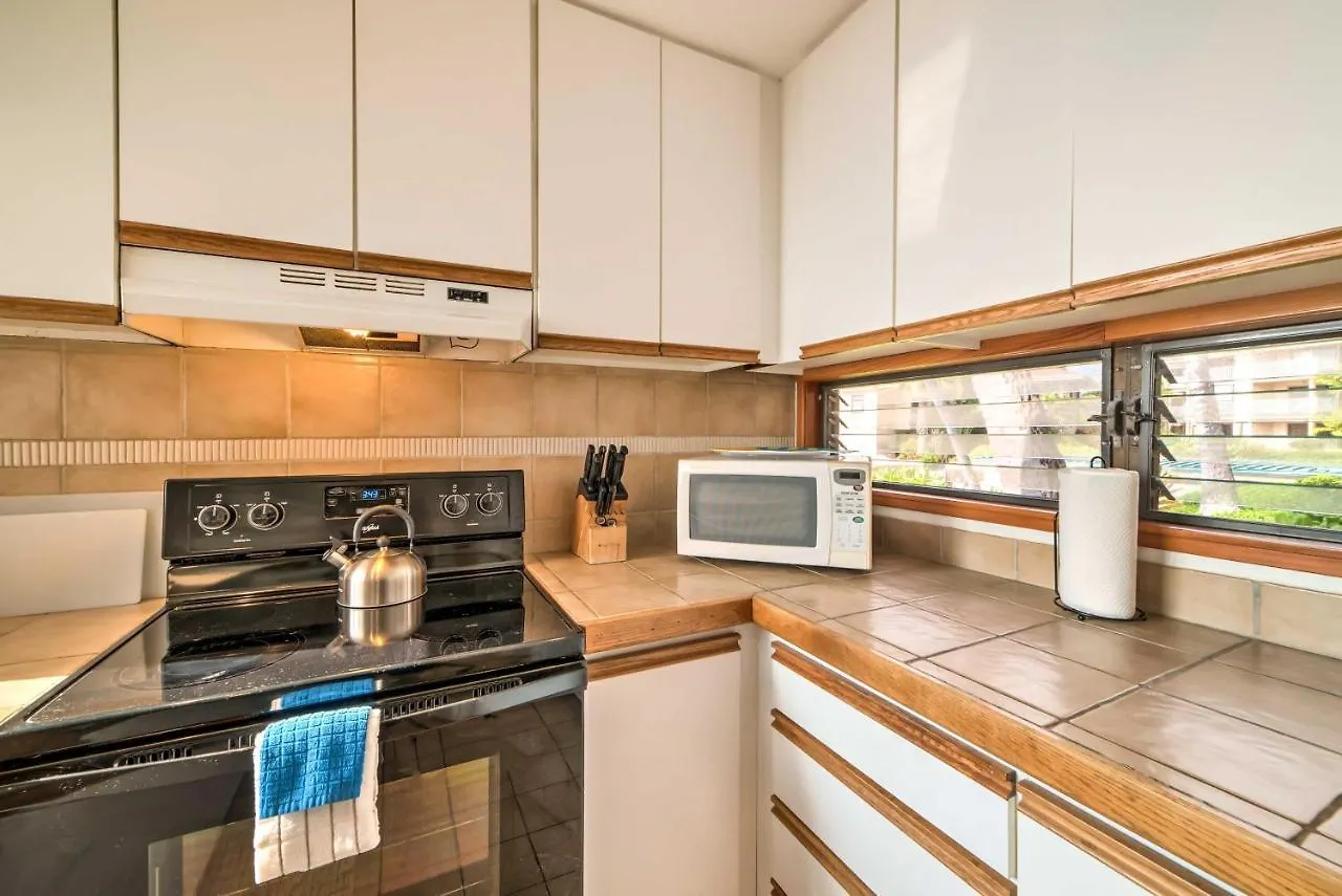 Holiday home Oceanfront Kailua-Kona Townhome With Pool And Views!
