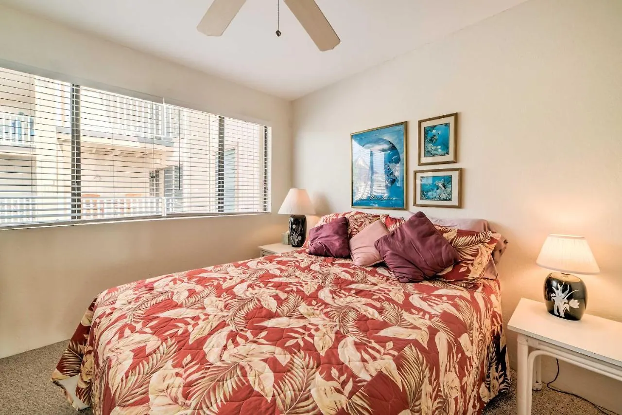 Oceanfront Kailua-Kona Townhome With Pool And Views! Holiday home